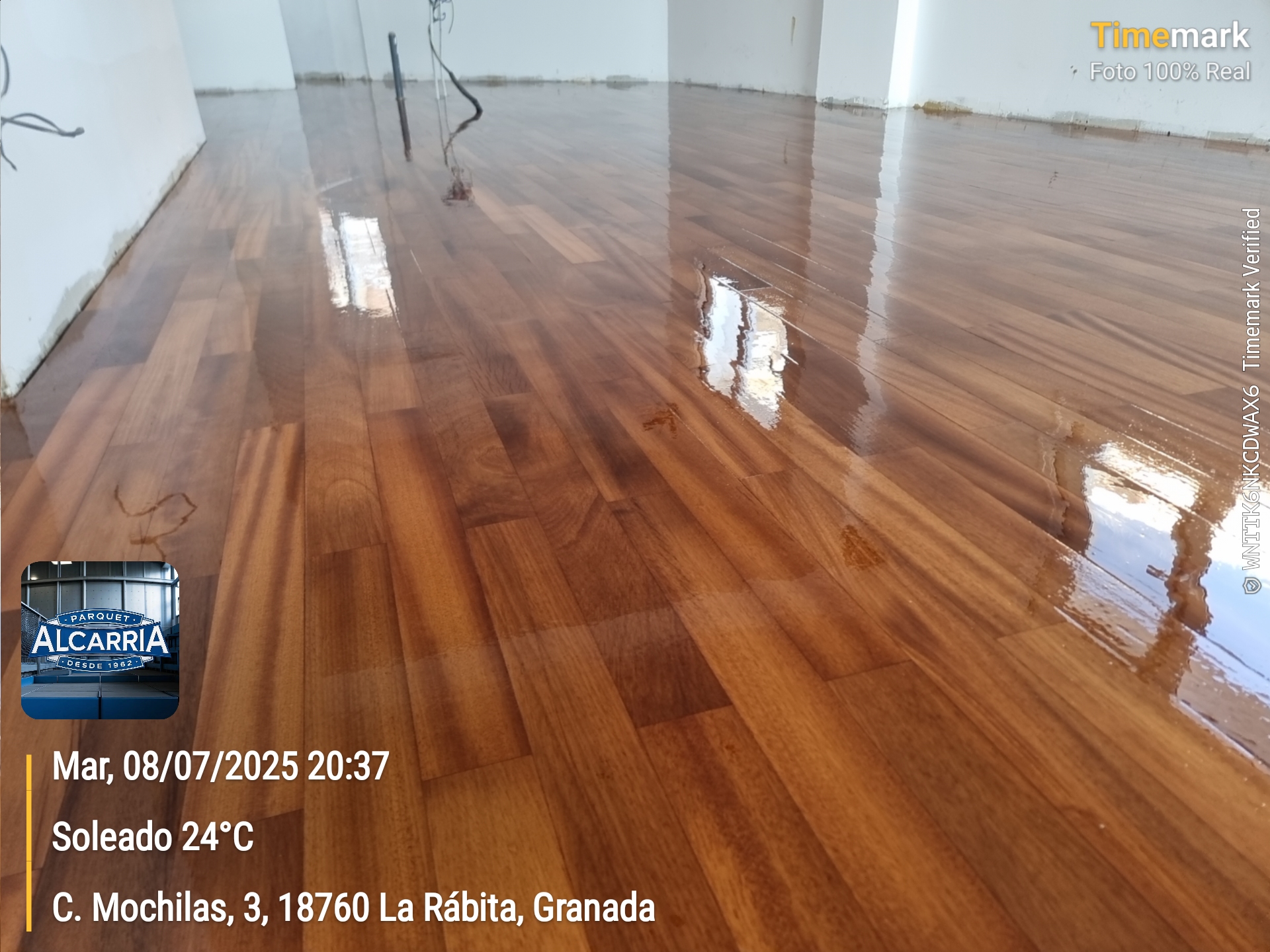 2025-07-08 20.37.27_3, Calle Mochilas