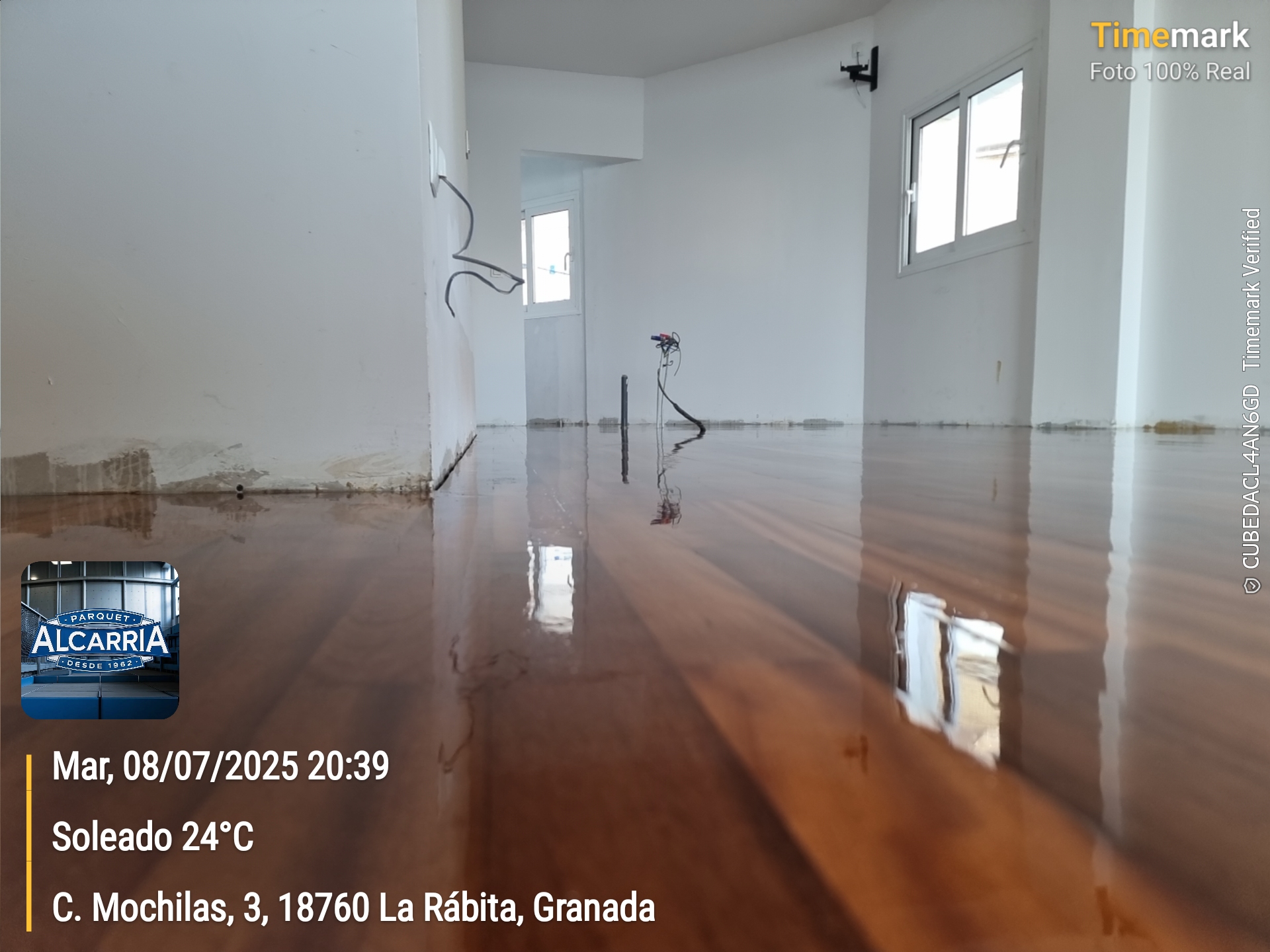 2025-07-08 20.39.20_3, Calle Mochilas